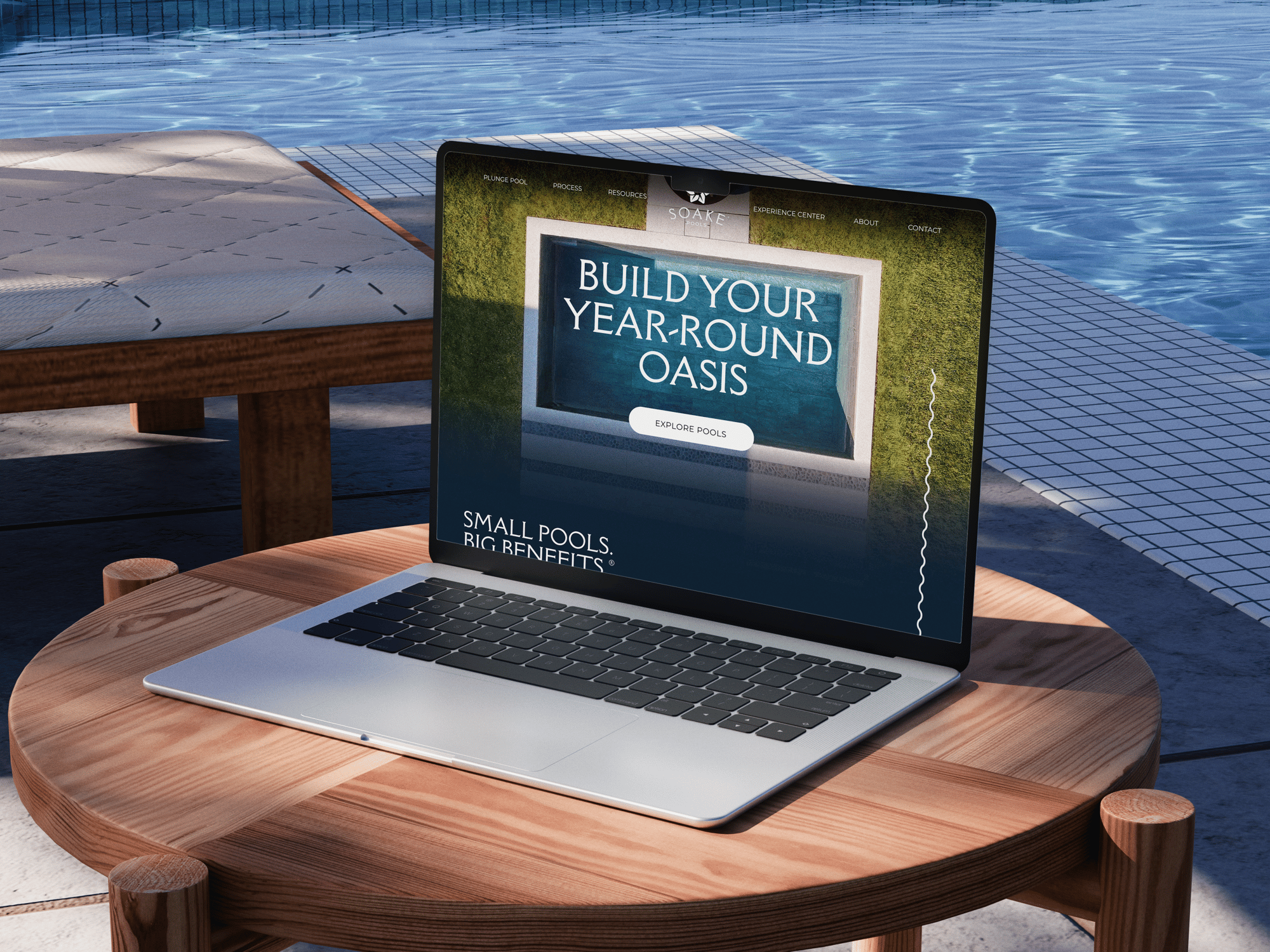 Macbook at the Pool_2